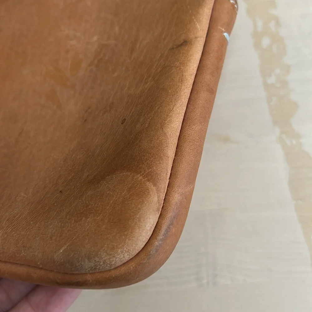 Shinola Leather Laptop Bag Minimalist Design, Brown Leather Zip Pouch